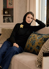 Kemik Broşlu Sweatshirt