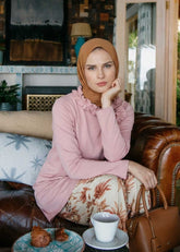 Zarif Pembe Eşofman Üstü