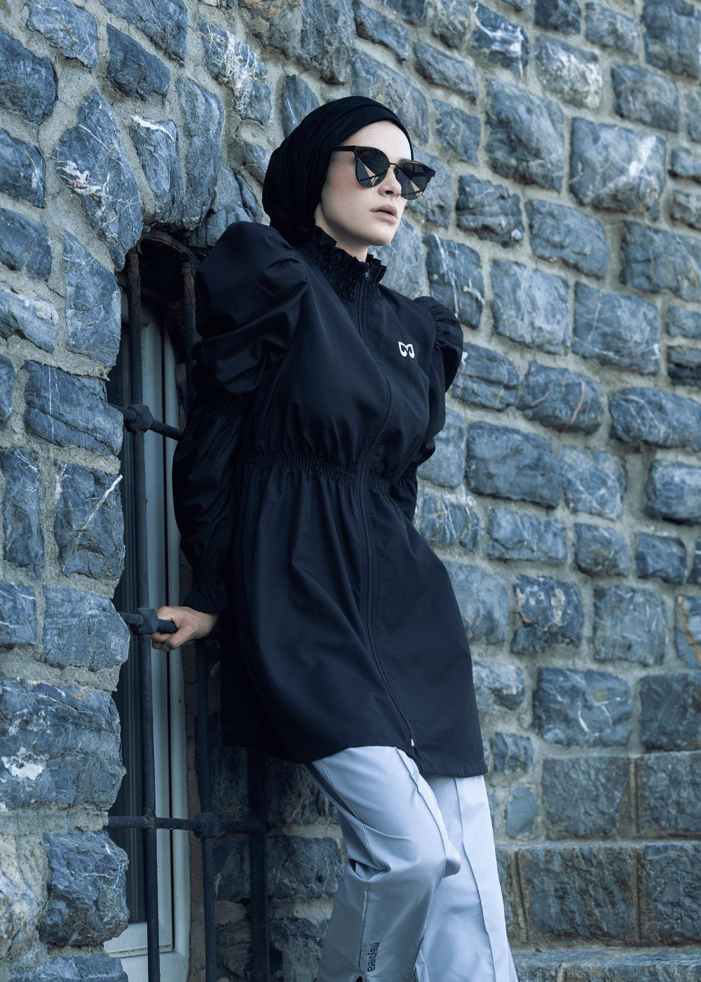 Siyah Paraşüt Tek Üst