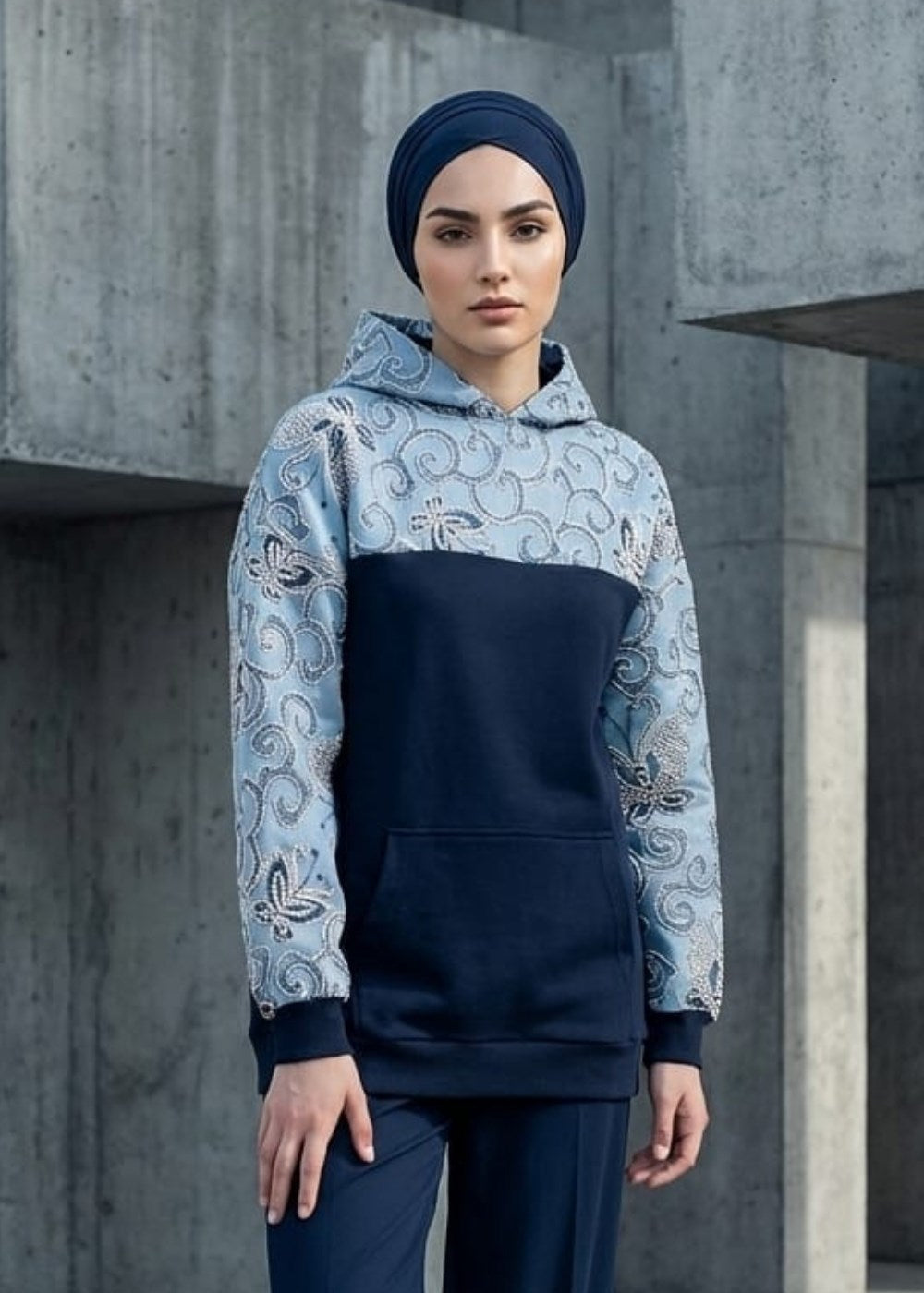 Keten Nakışlı Eşofman Üstü