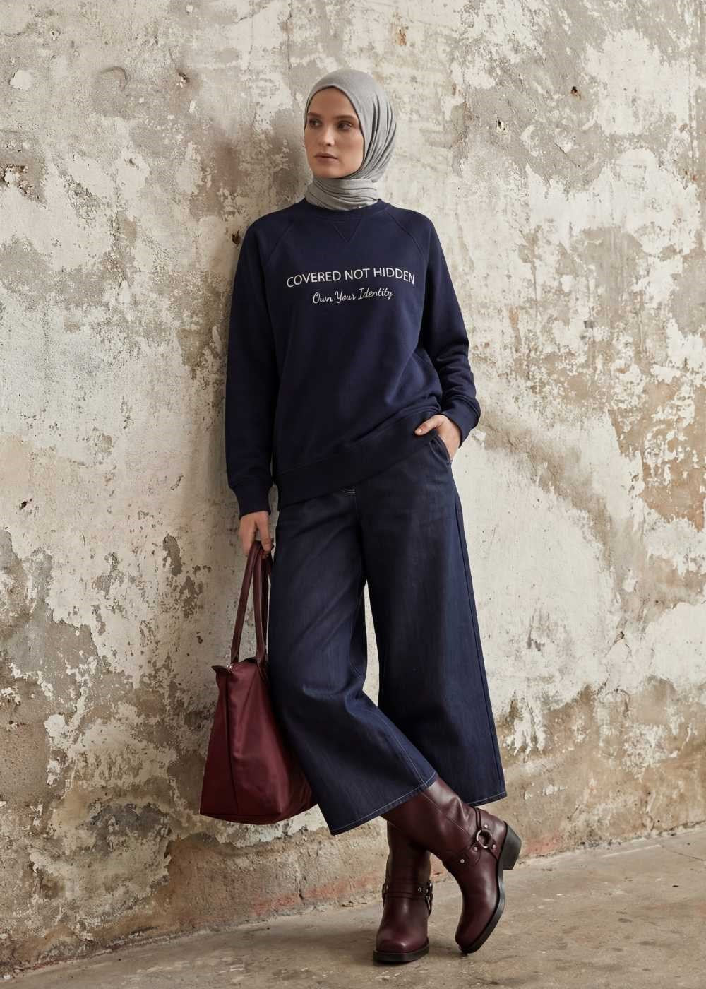 Mesaj ''Not Hidden '' Sweatshirt