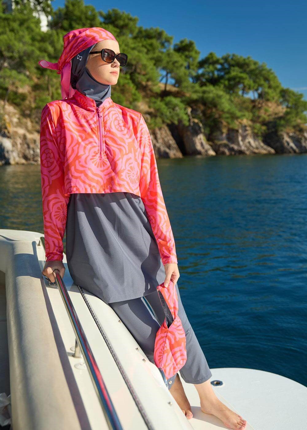 Dinamik Pembe Çiçek Paraşüt Mayo Takımı