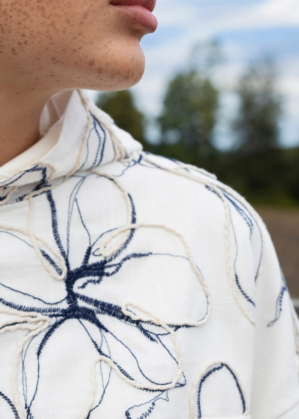 Keten Nakışlı Ekru Eşofman Üstü