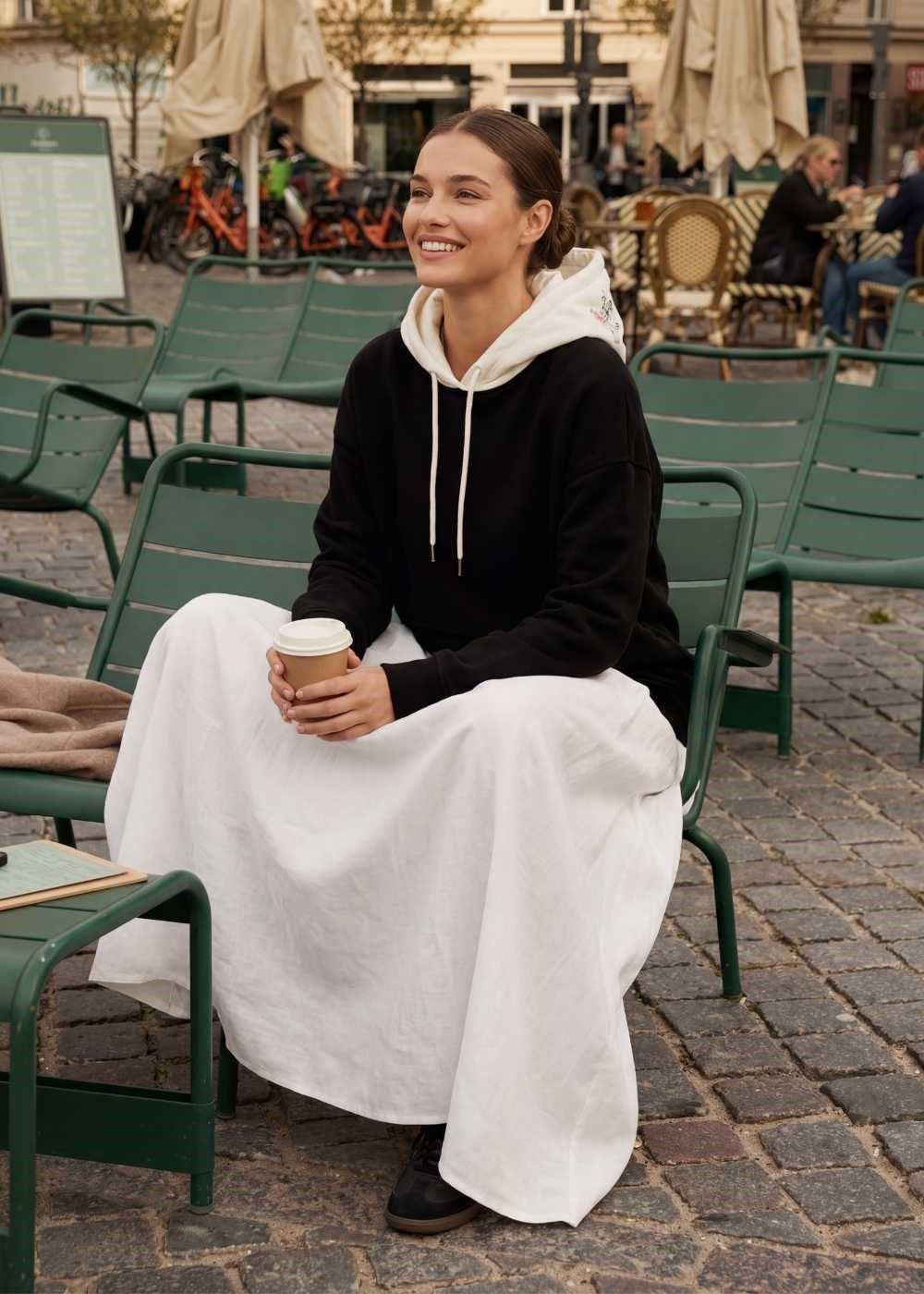 Balon Nakış Kapşonlu Sweatshirt