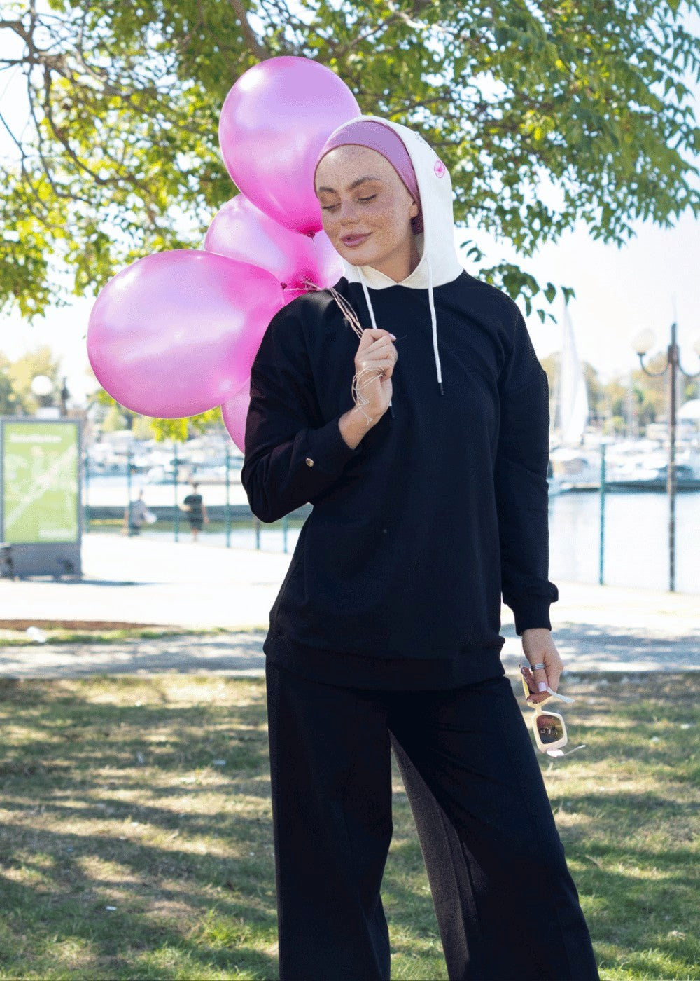 Balon Nakış Kapşonlu Sweatshirt