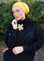 Kemik Broşlu Sweatshirt